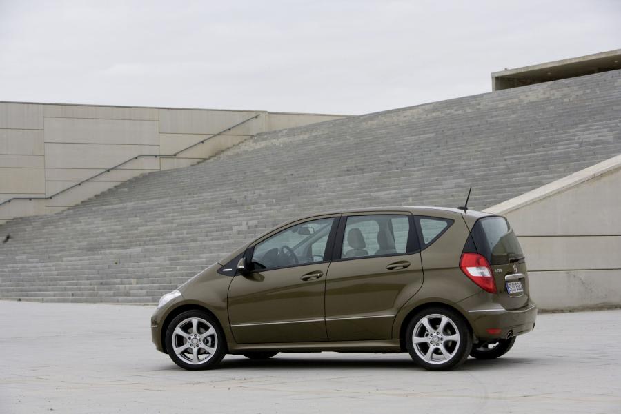  Mercedes-Benz A-Class 5-Door 2009 года  (фото 111 из 114)
